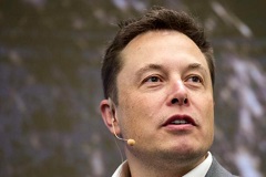 Elon Musk chce nas zamienić w cyborgi